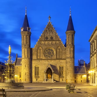Prinsjesdag 2026: hogere verzuimlasten en nieuwe regels  Welke gevolgen hebben de aangekondigde maatregelen voor uw werkgeverslasten, arbeidsvoorwaarden en risicobeleid? Lees de belangrijkste aandachtspunten.