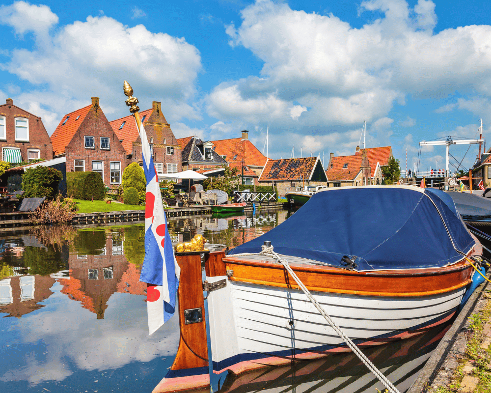 sloop in water in the netherlands