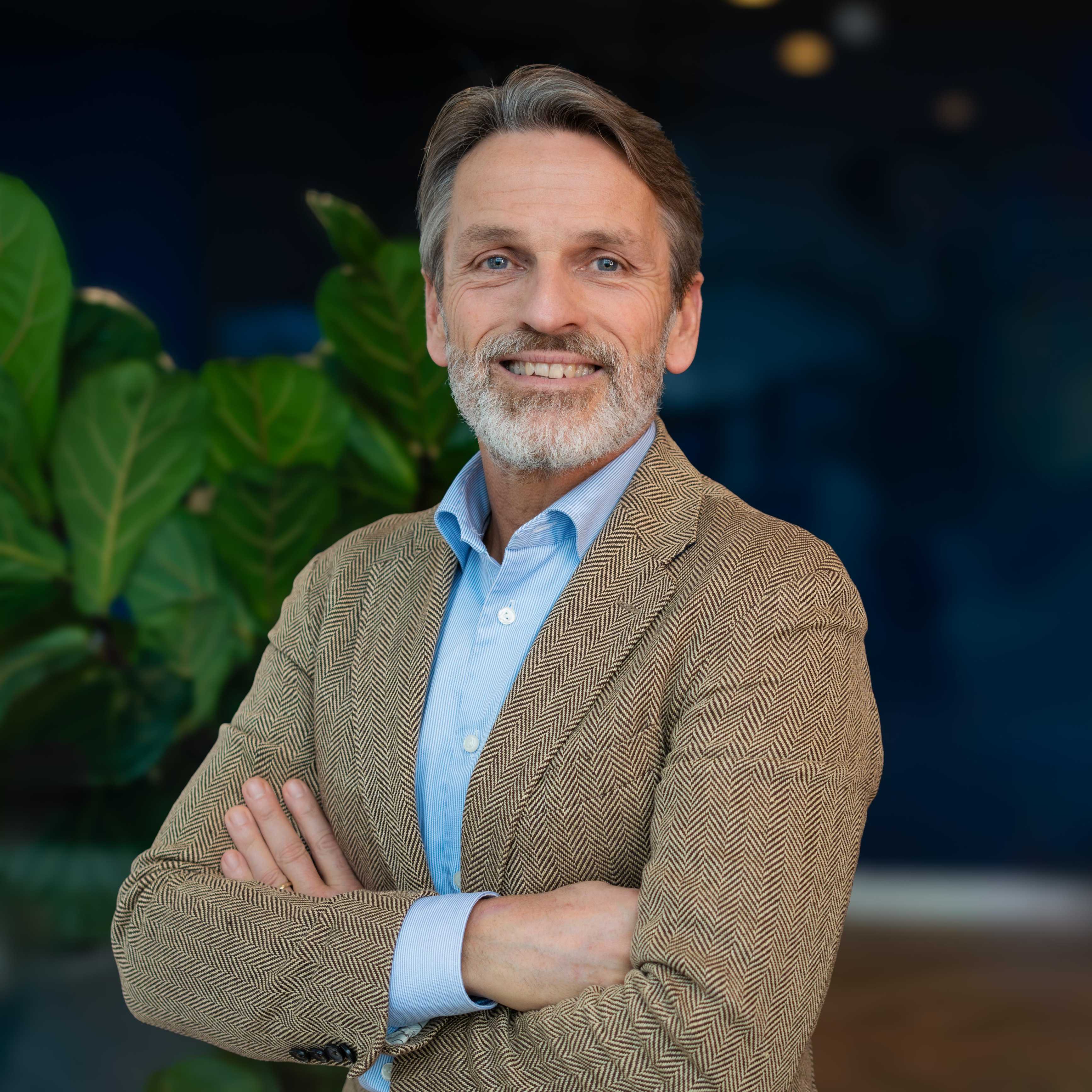 hans-huizing-director-employee-benefits